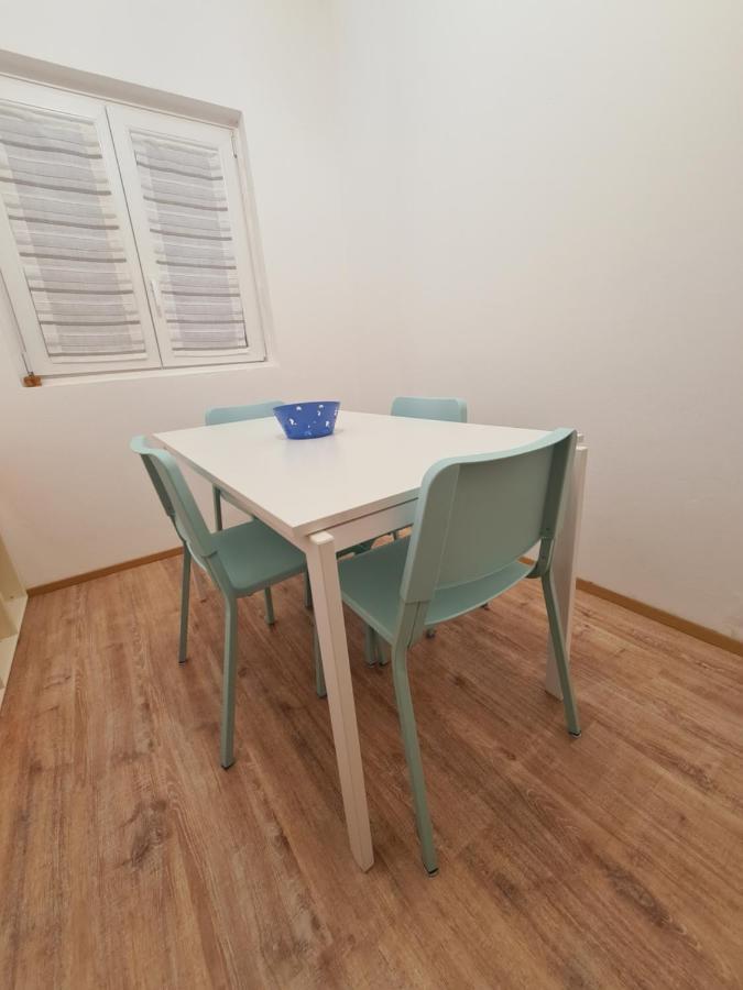 Countryside Apartment Копер Екстериор снимка